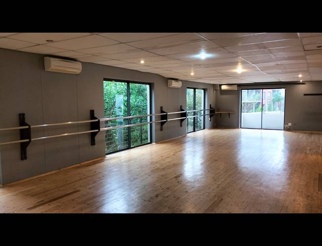 138M² RETAIL TO LET IN TYGERFALLS